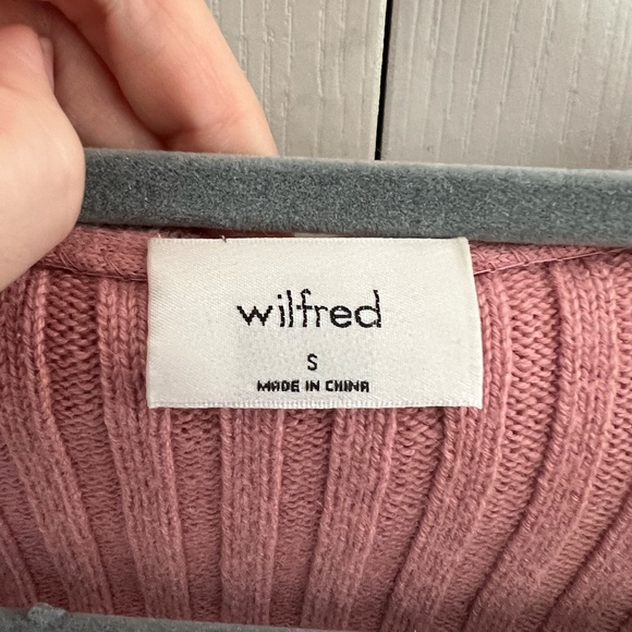 SOLD Wilfred Pearl Cardigan - Picture 2 of 2